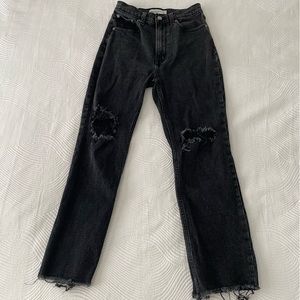 Abercrombie & Fitch The Ankle Straight Ultra High Rise Black Jeans SHORT